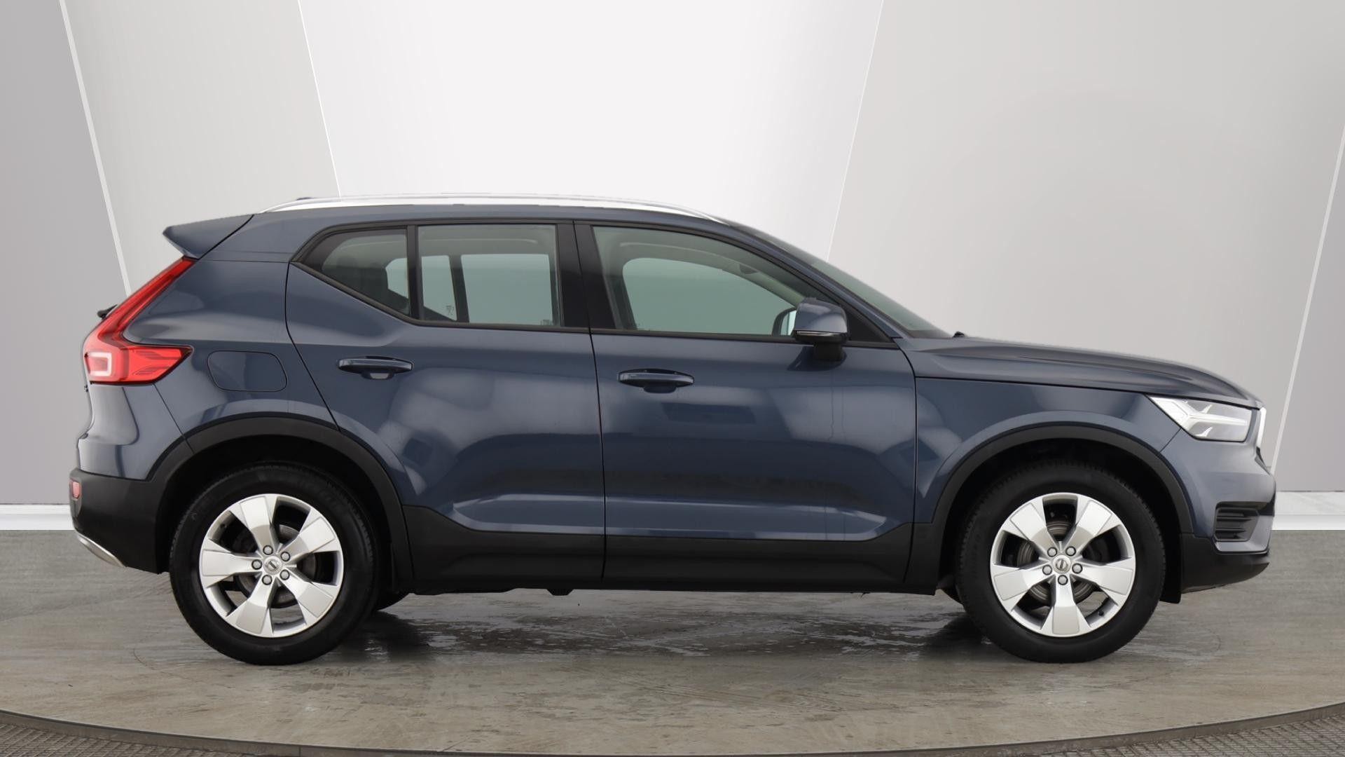 Volvo XC40 Image 2