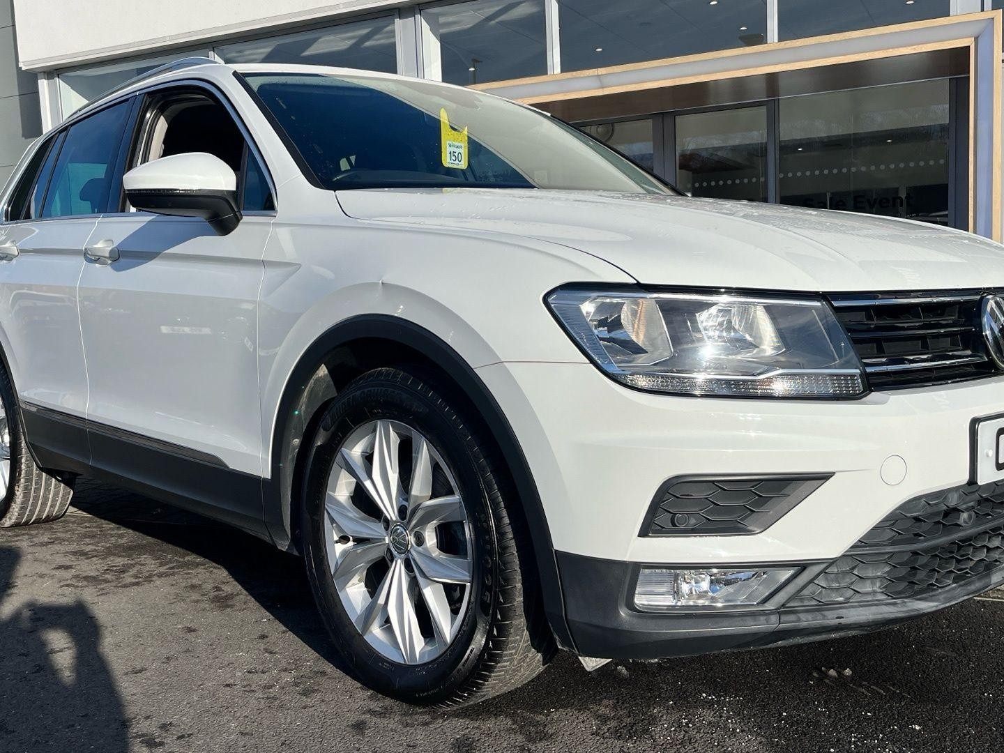 Volkswagen Tiguan Image 1