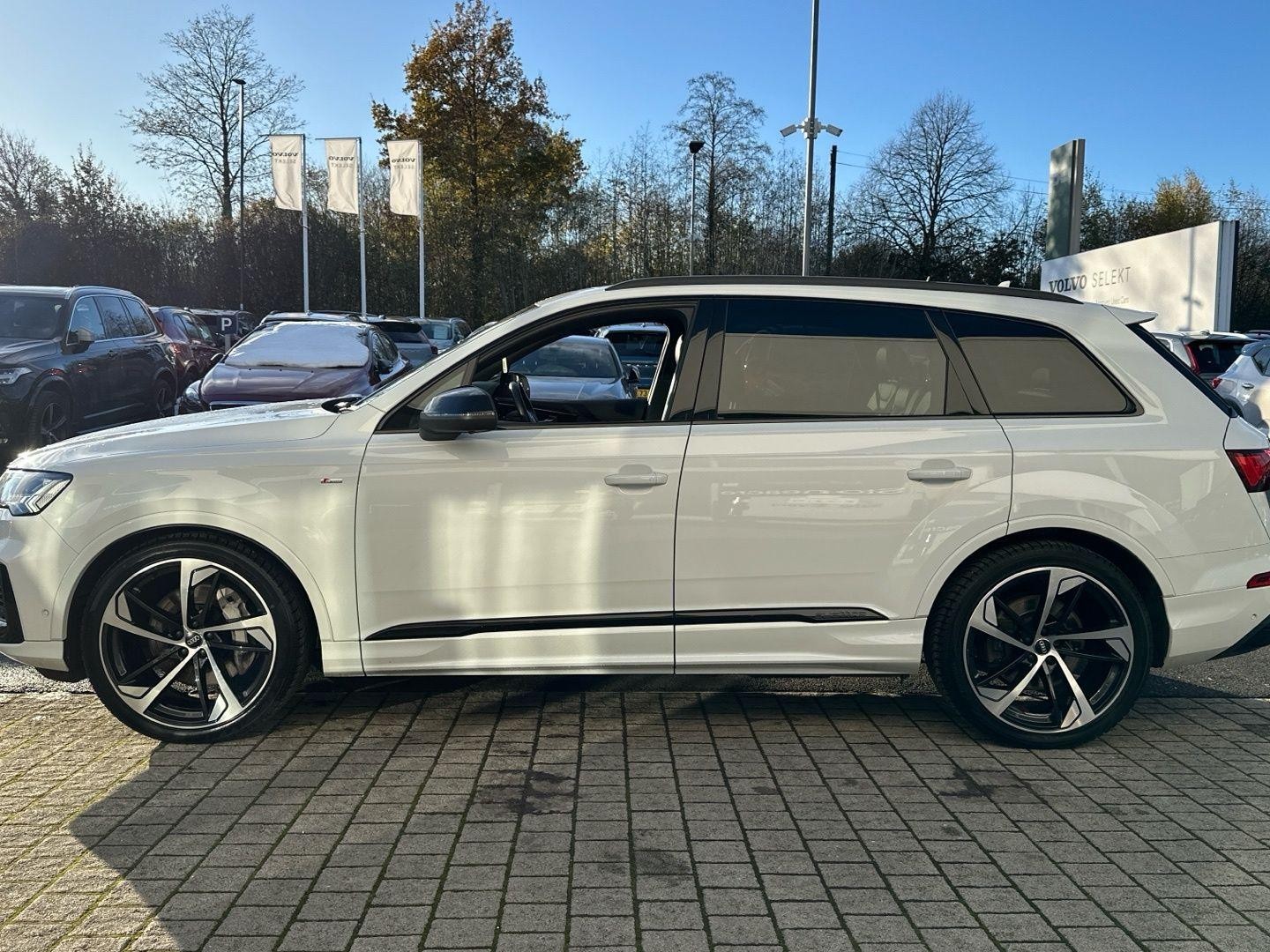 Audi Q7 Image 8