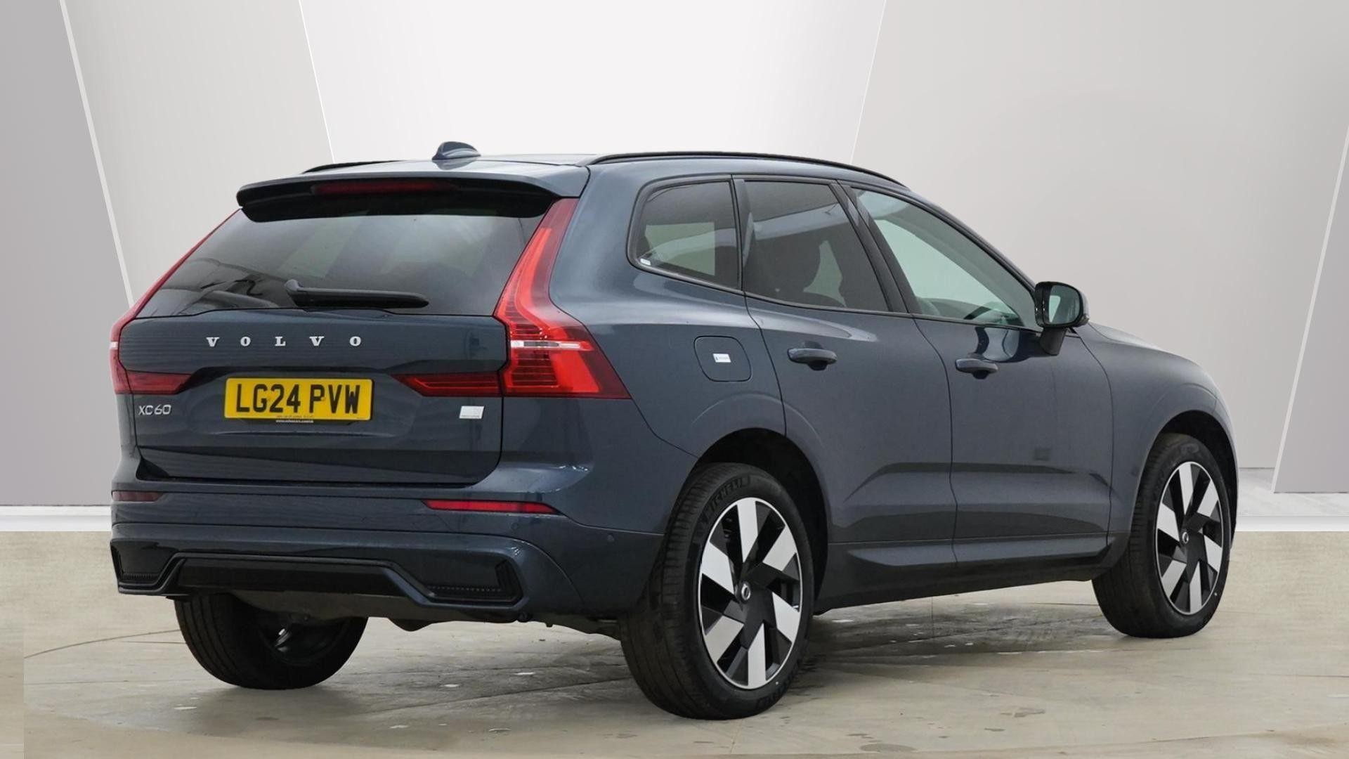 Volvo XC60 Image 3