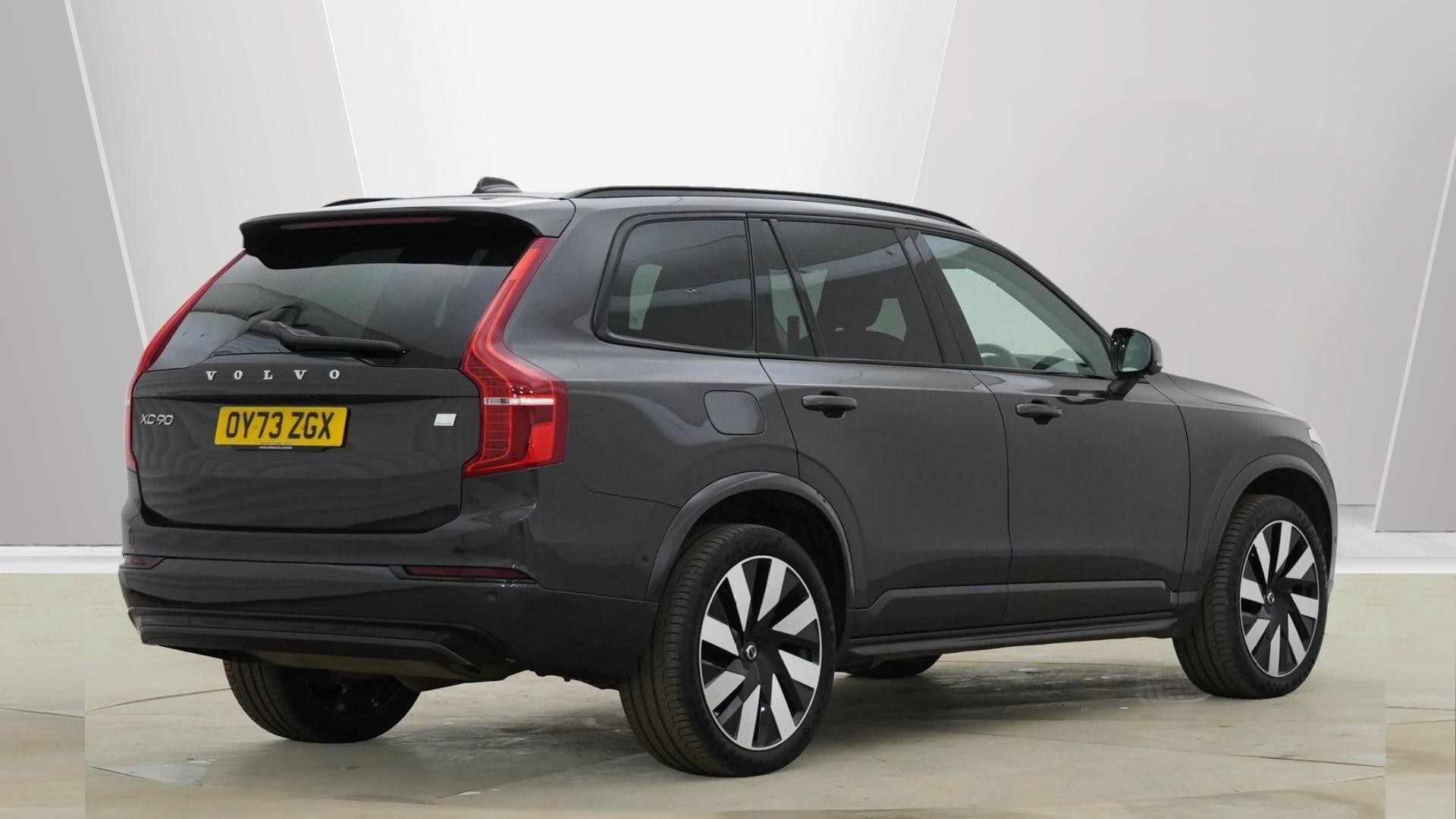 Volvo XC90 Image 3