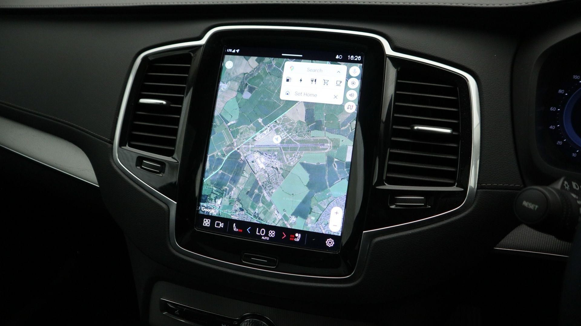 Volvo XC90 Image 28