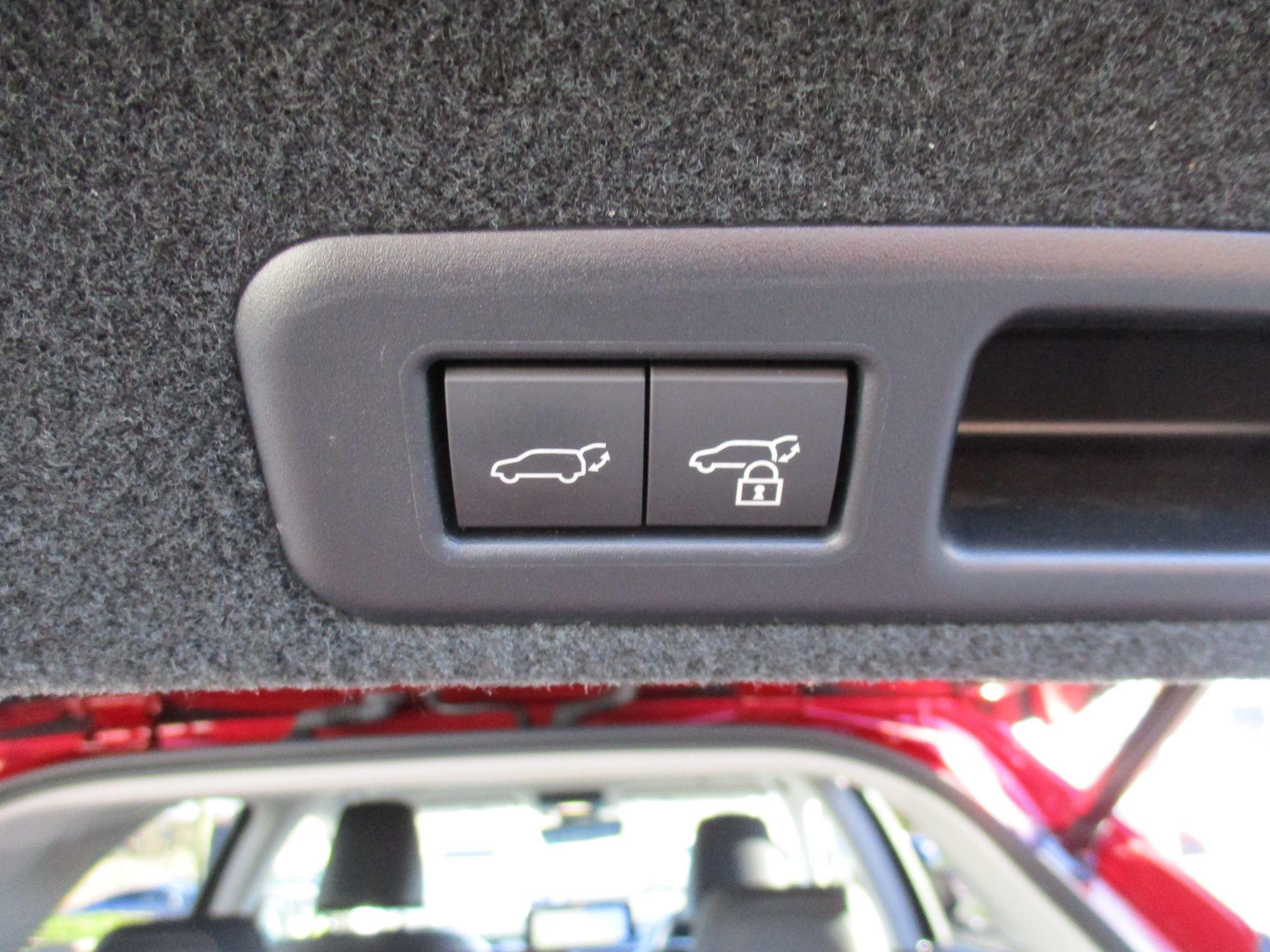 Lexus RX Self-Charging Hybrid Image 42