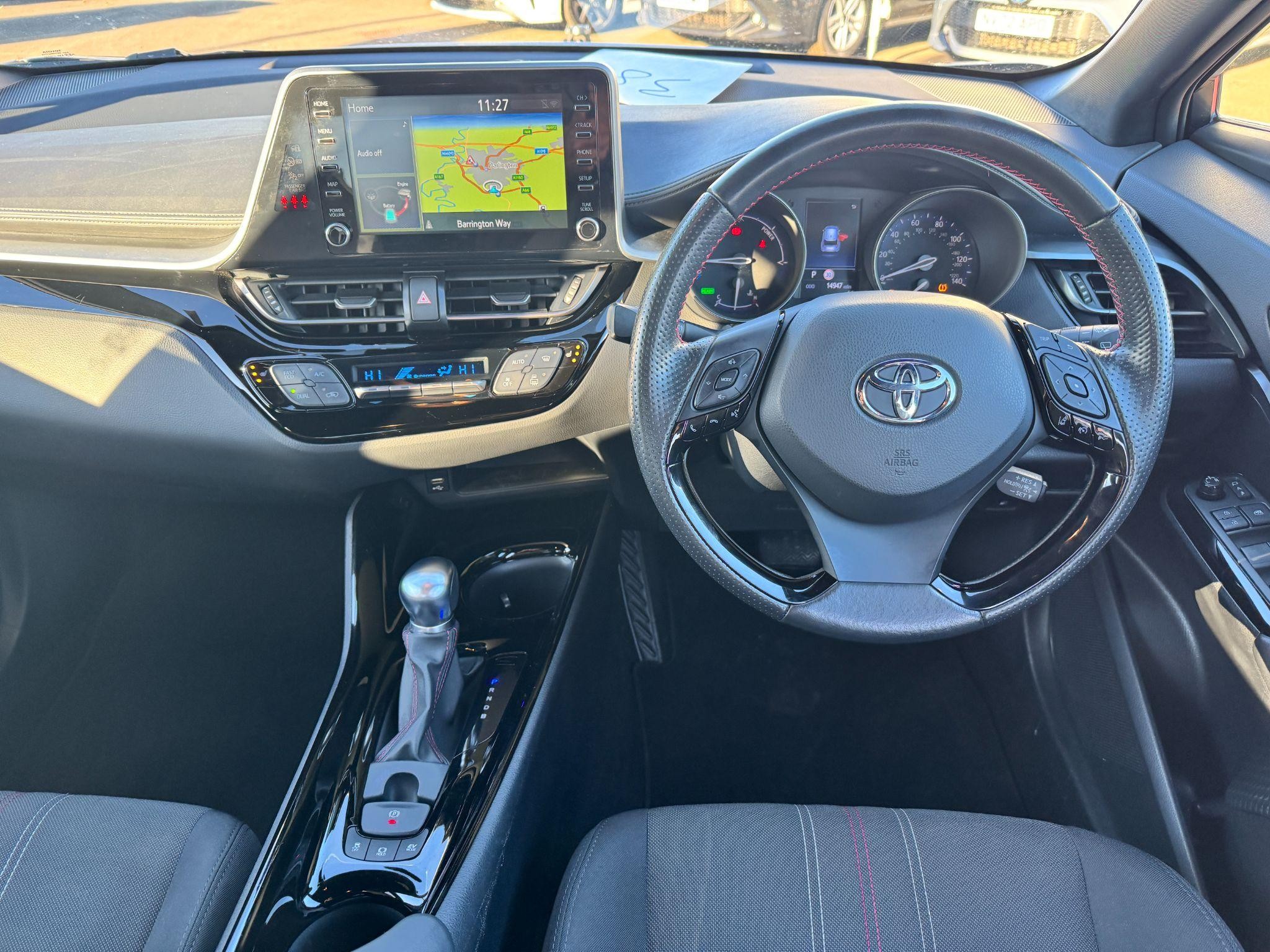 Toyota C-HR Image 17