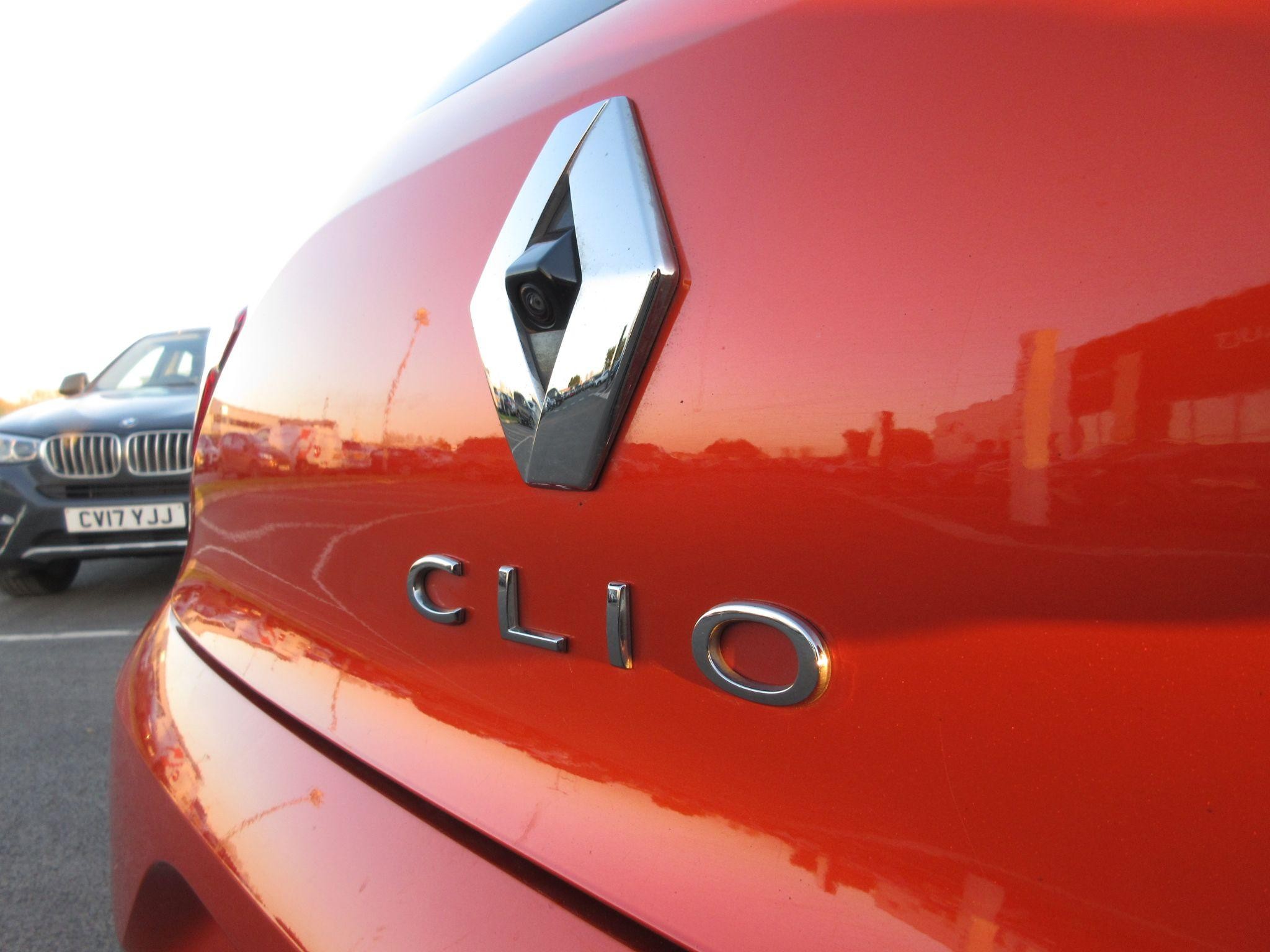 Renault Clio Image 11