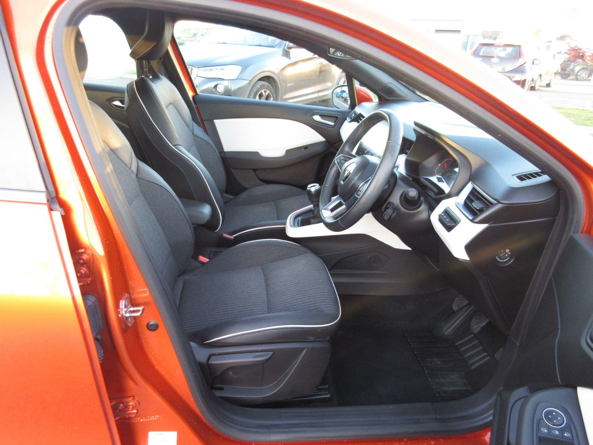 Renault Clio Image 12