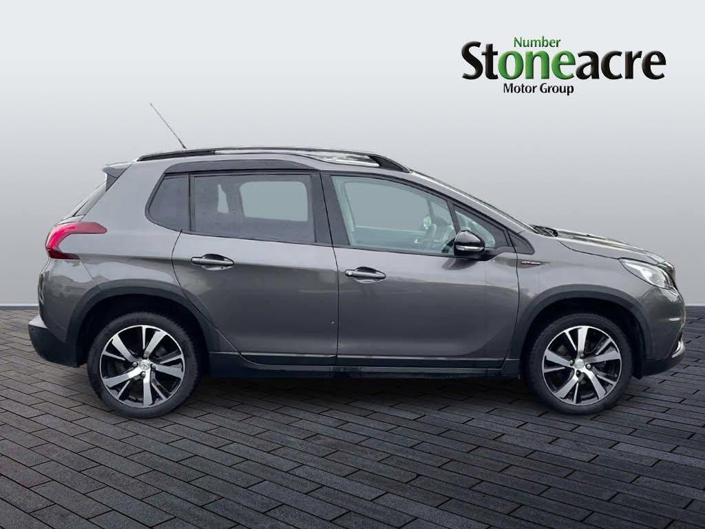 Peugeot 2008 Image 2