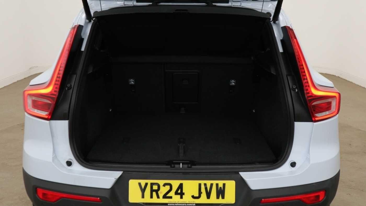 Volvo XC40 Image 14