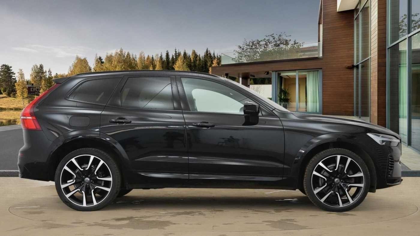 Volvo XC60 Image 2