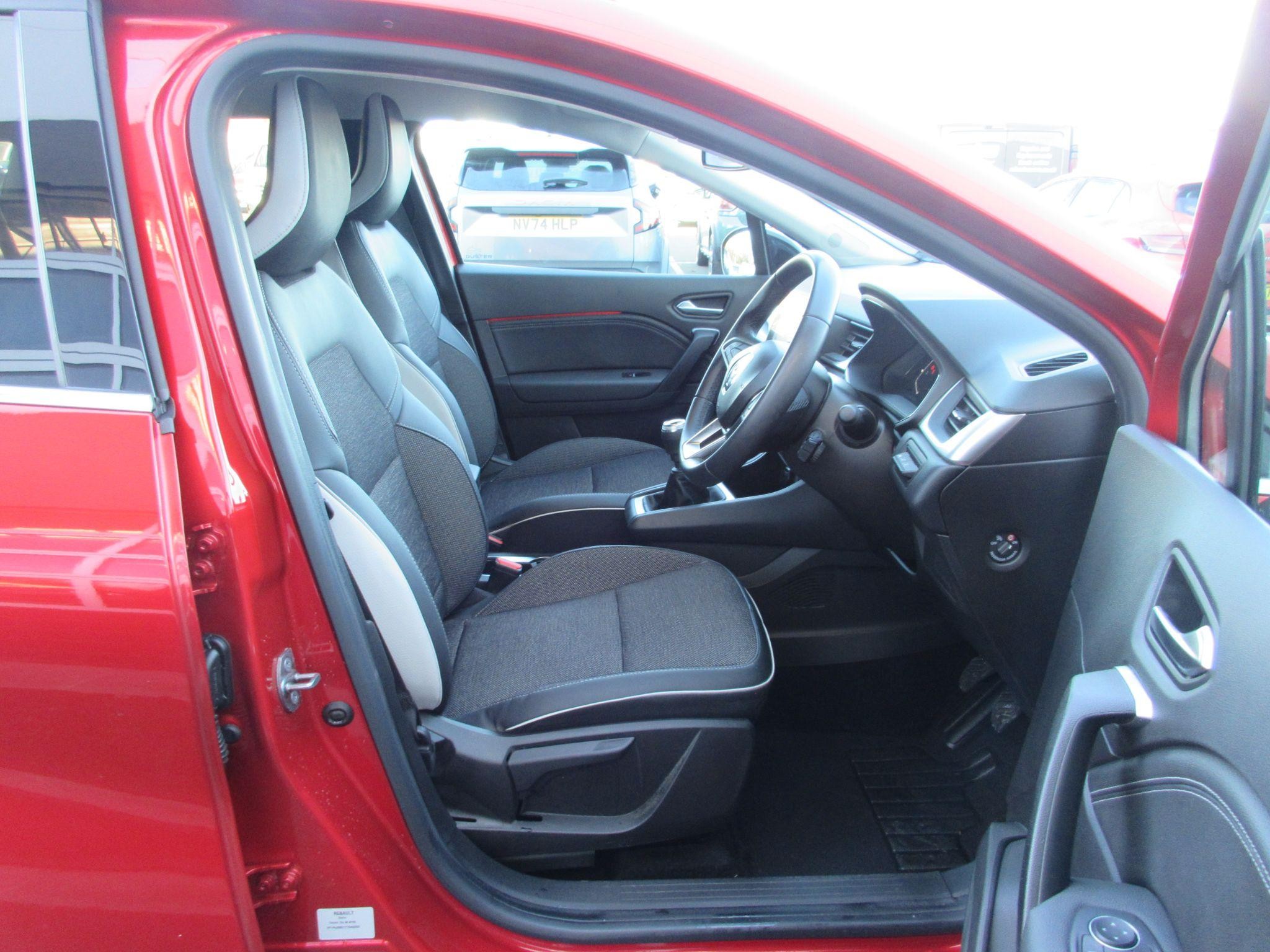 Renault Captur Image 14