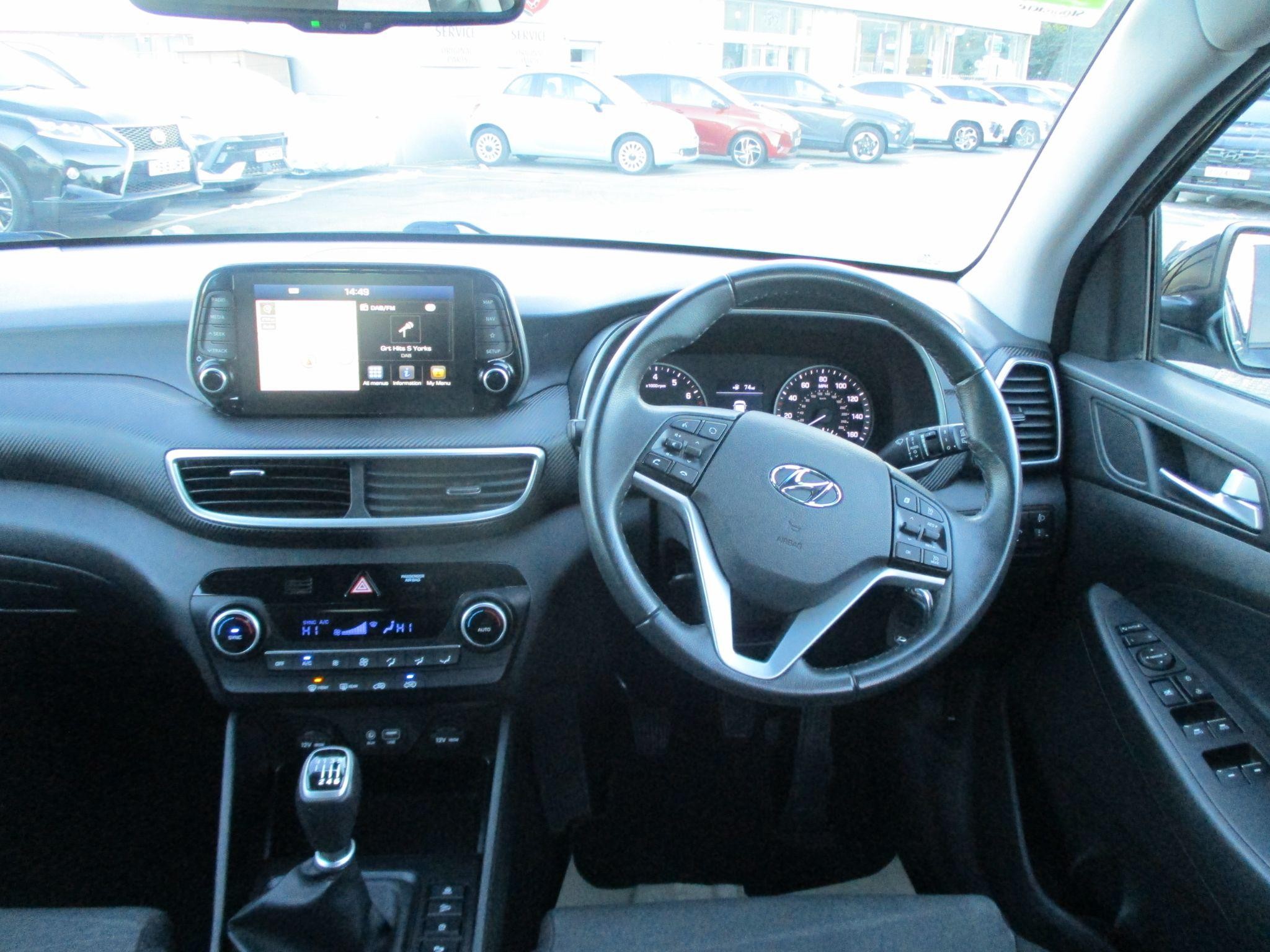 Hyundai TUCSON Image 15