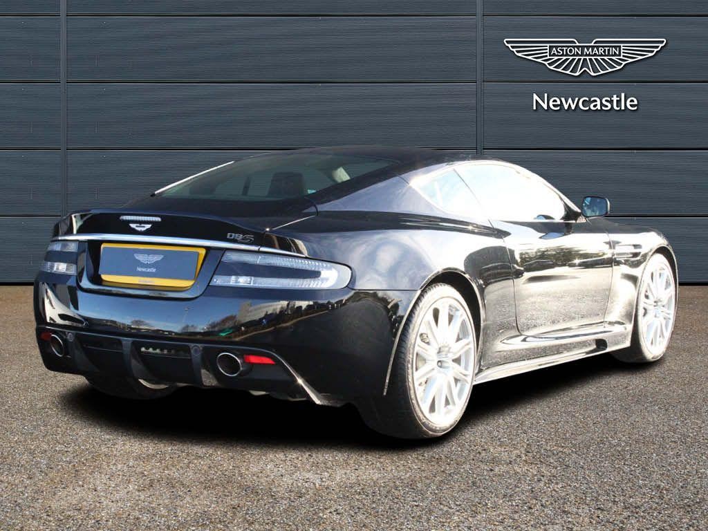 Aston Martin DBS Image 8