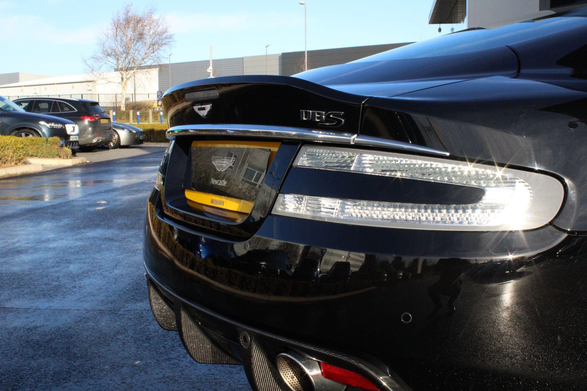 Aston Martin DBS Image 32