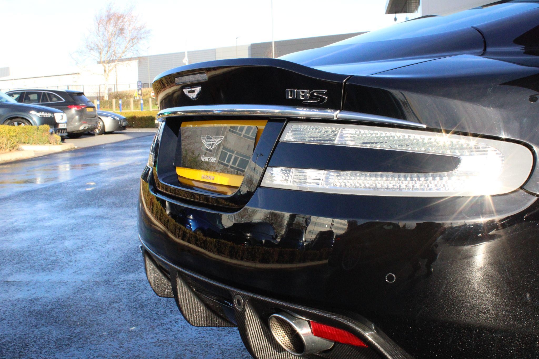 Aston Martin DBS Image 34