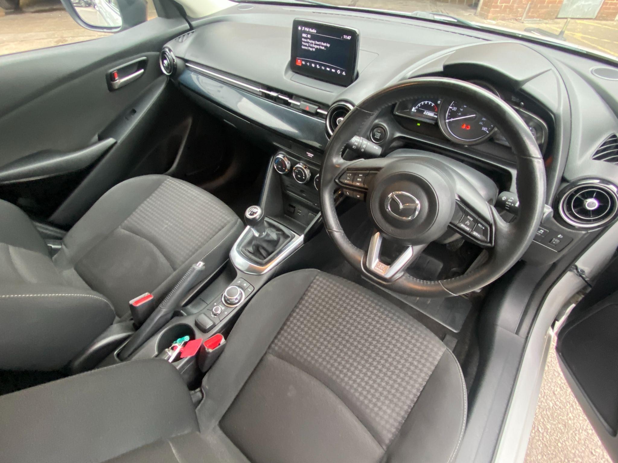 Mazda2 Image 20