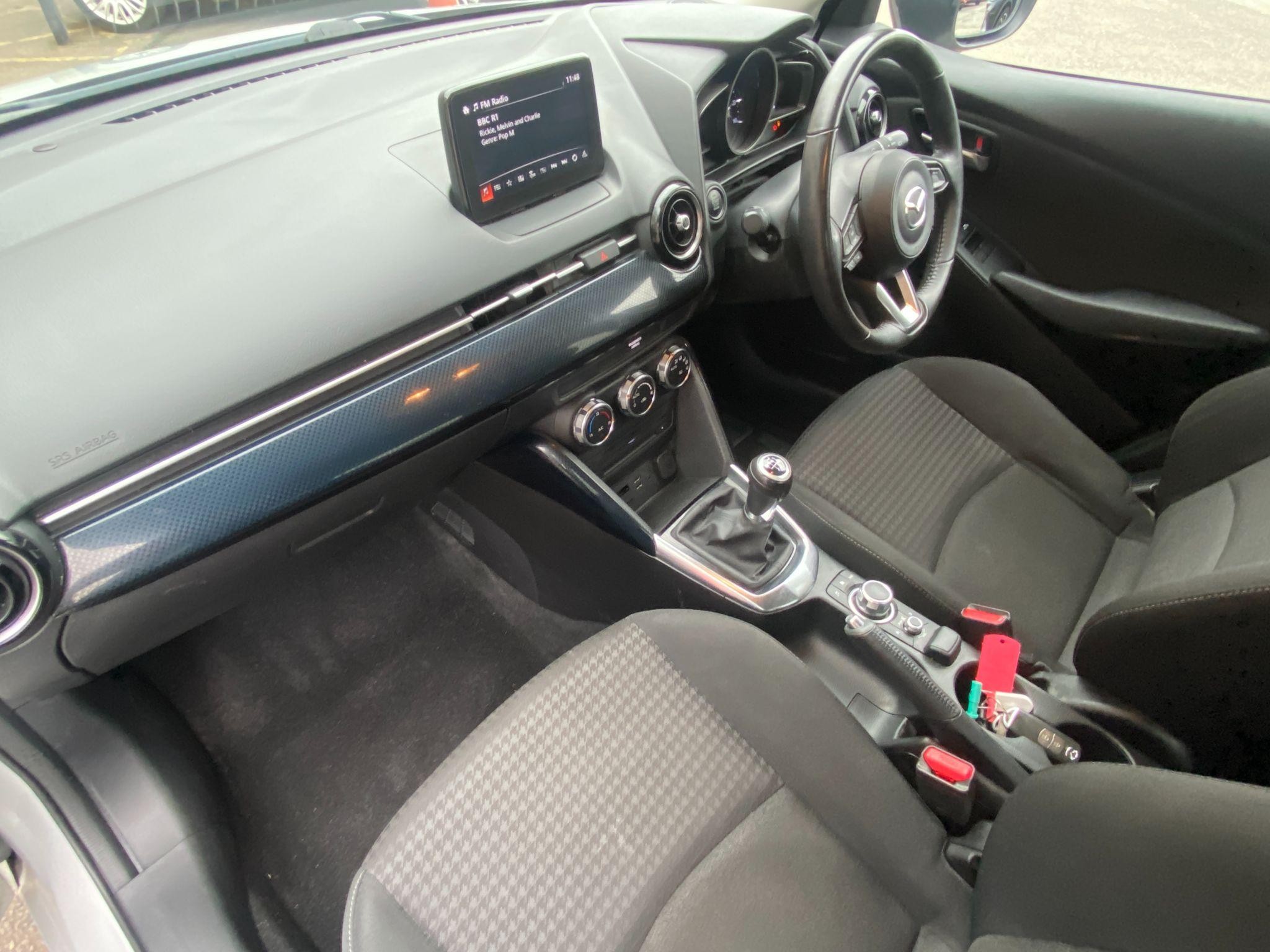 Mazda2 Image 22