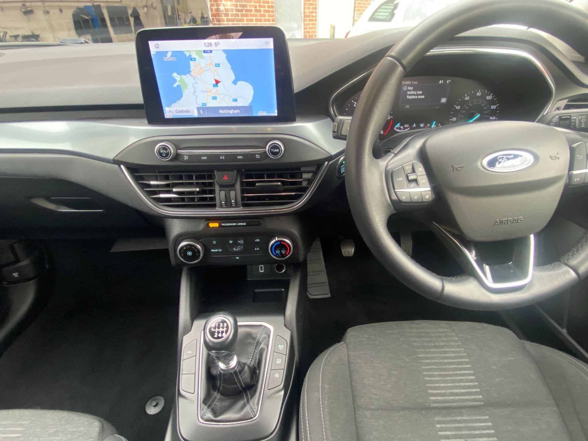 Ford Focus Image 14