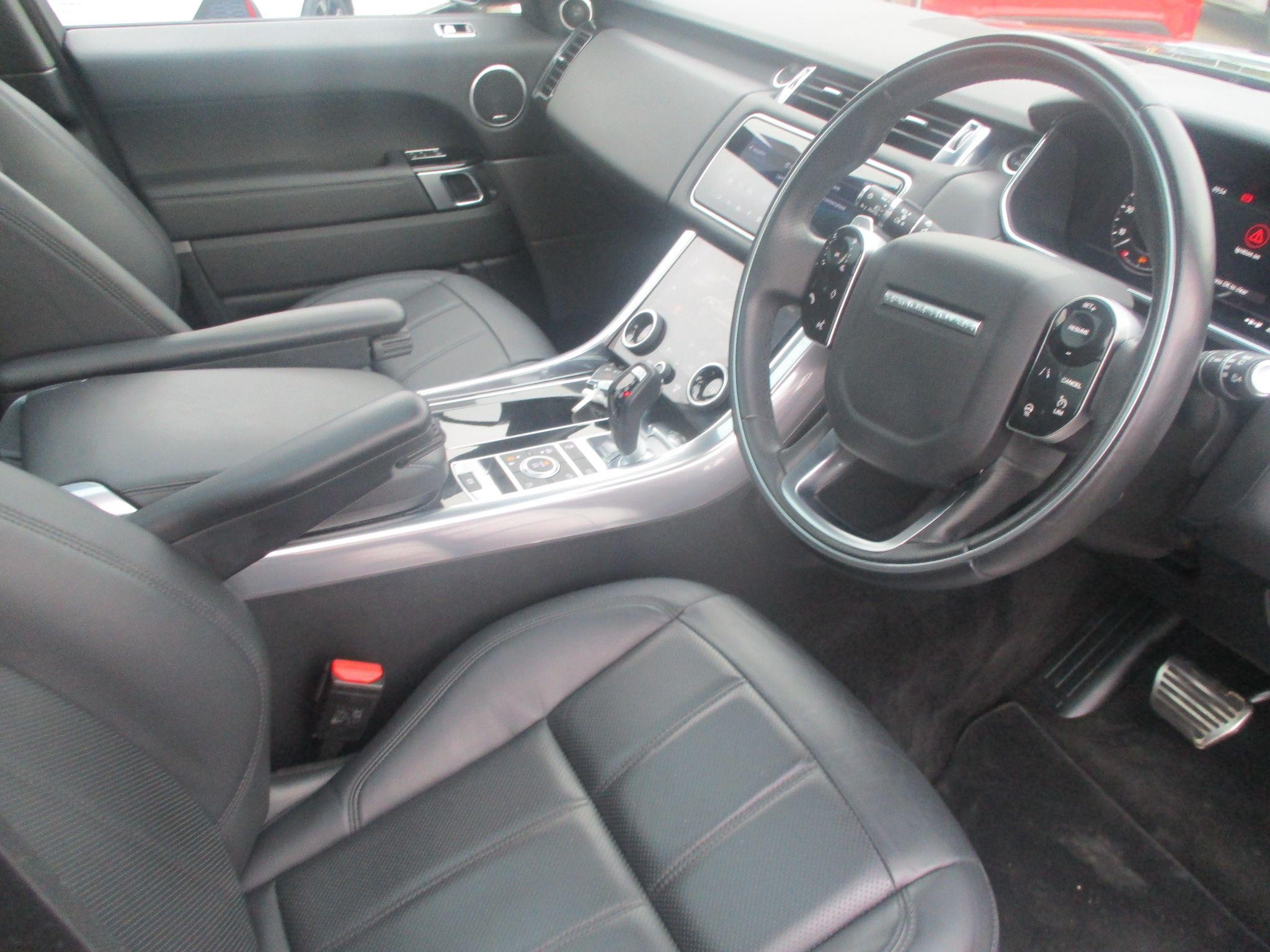 Land Rover Range Rover Sport Image 24