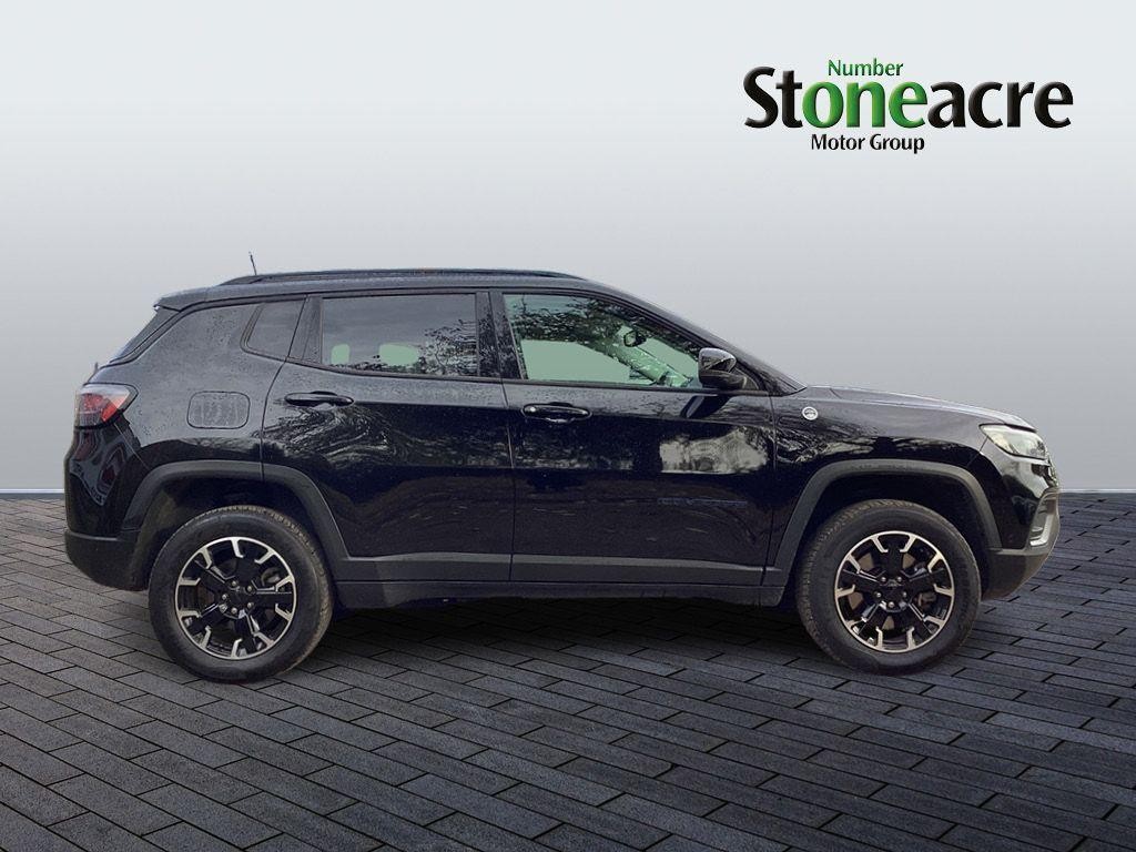 Jeep Compass Image 2