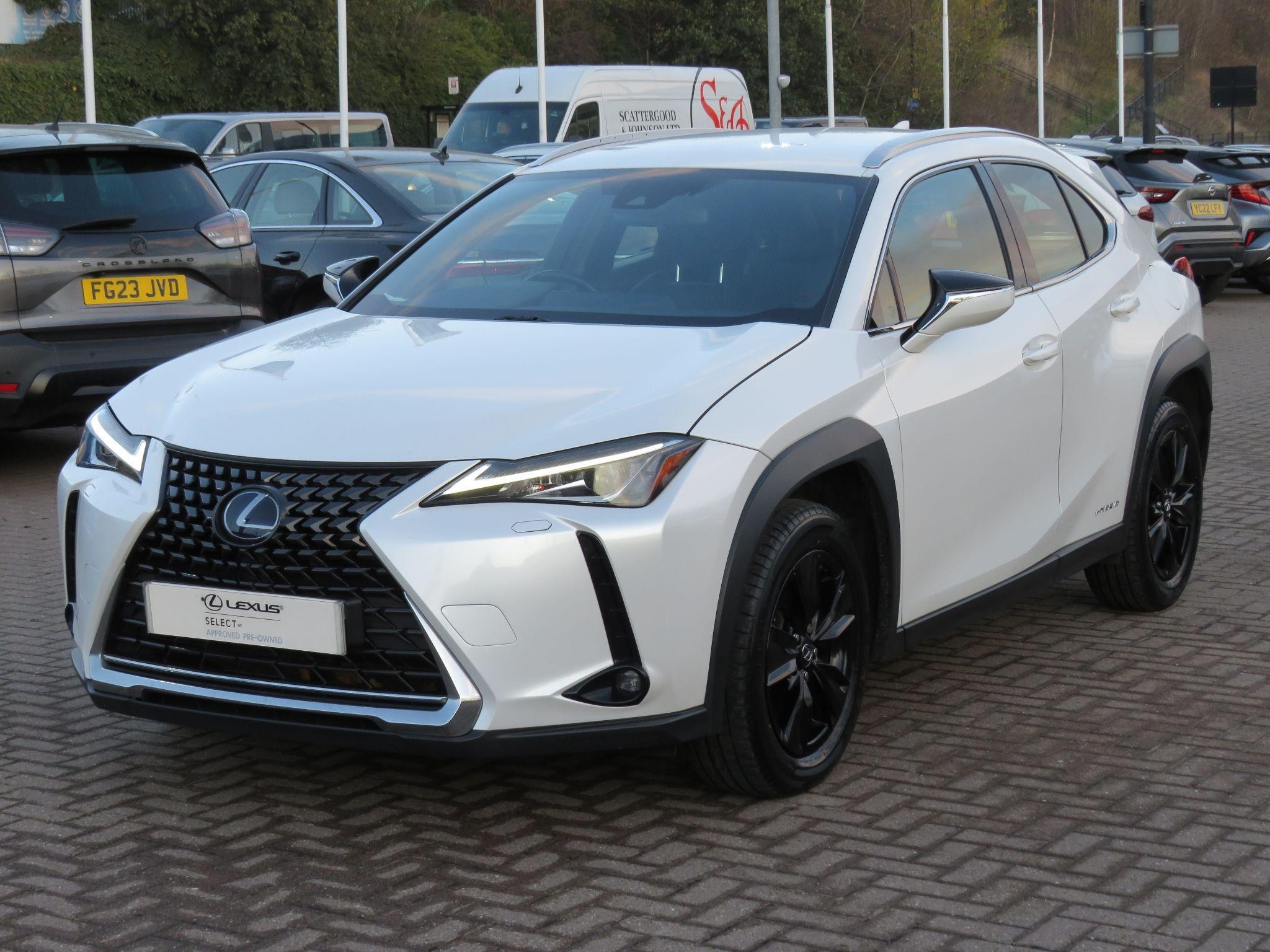 Lexus UX Self-Charging Hybrid Image 9