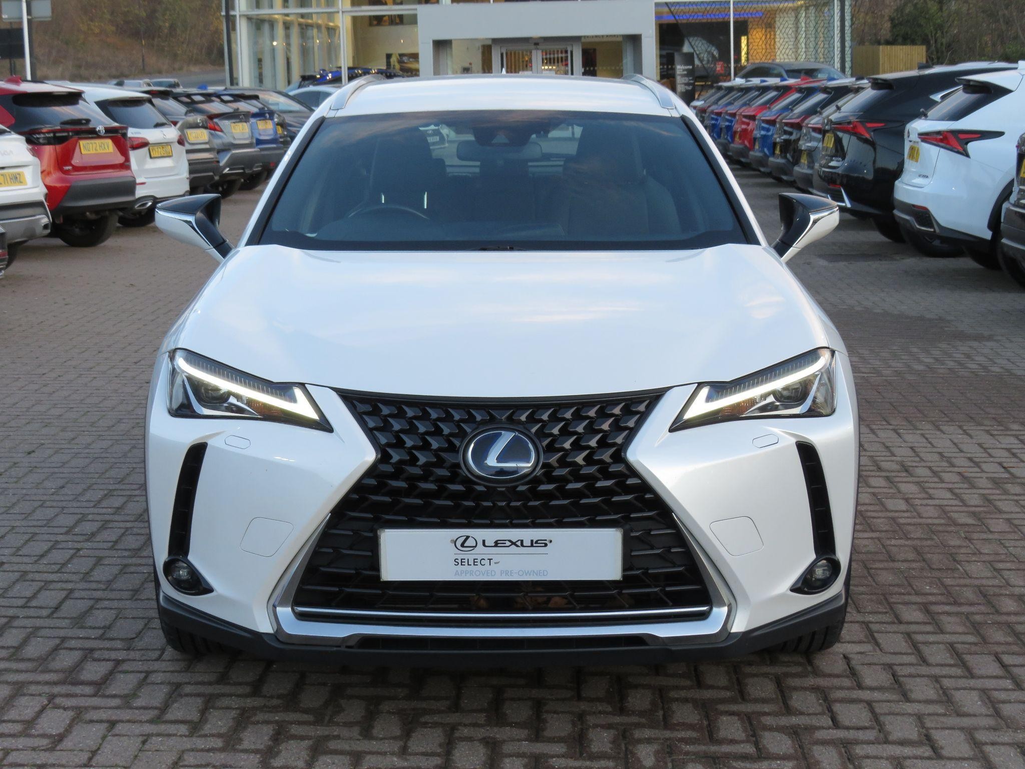 Lexus UX Self-Charging Hybrid Image 10