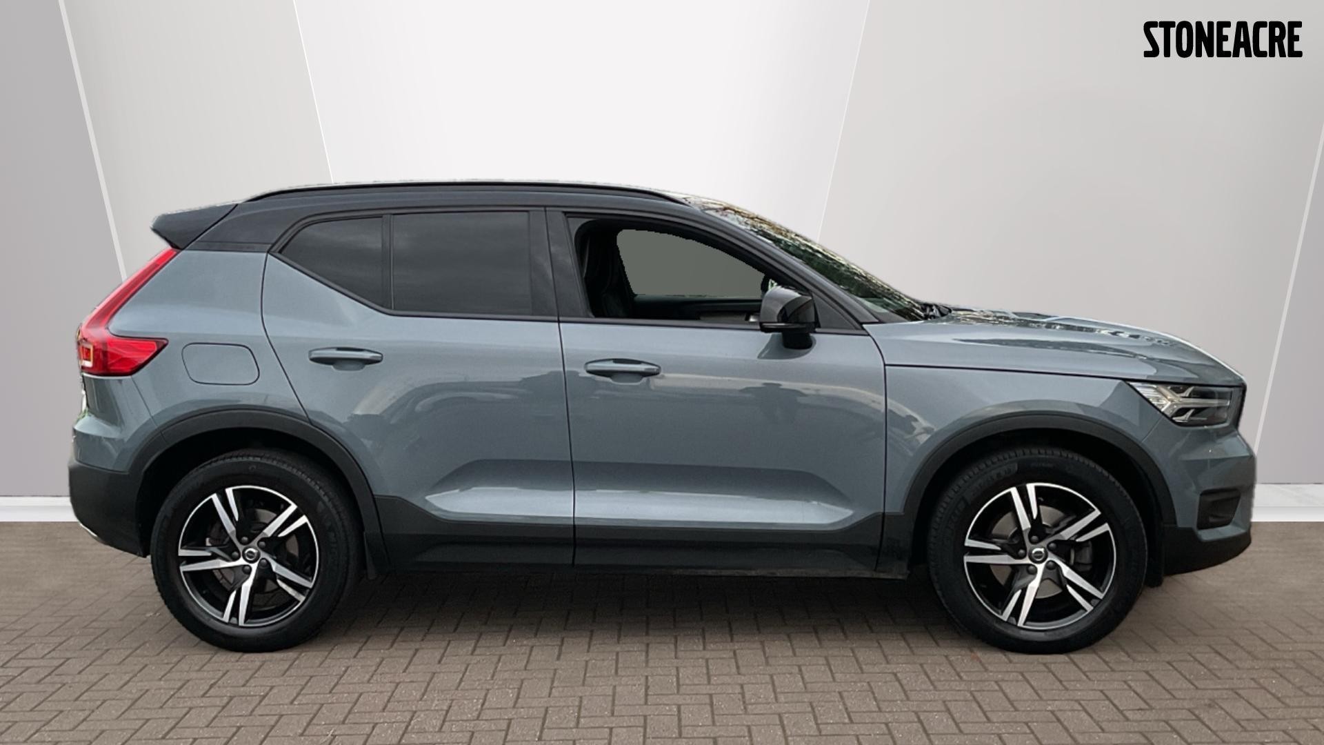 Volvo XC40 Image 3