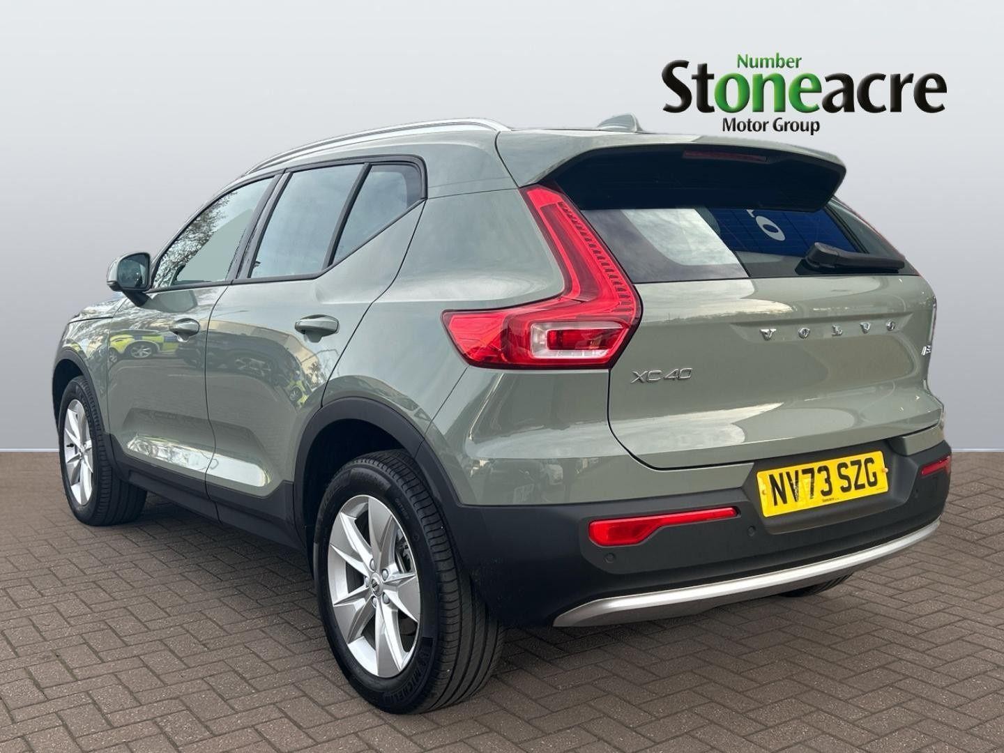 Volvo XC40 Image 2