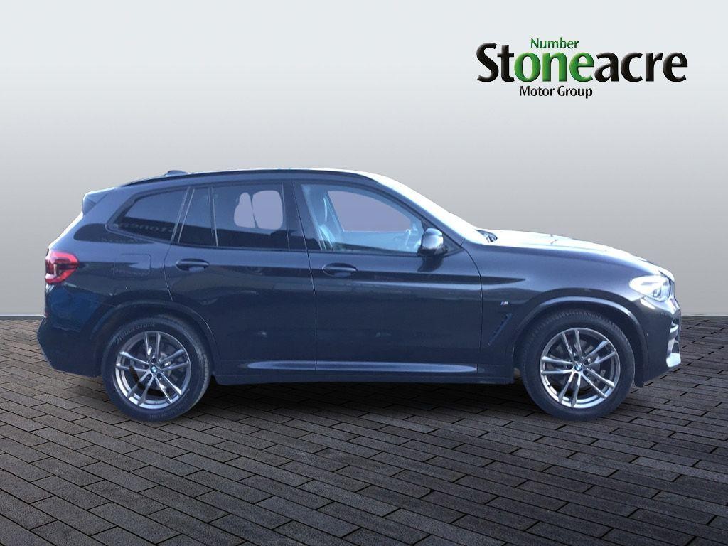 BMW X3 Image 2