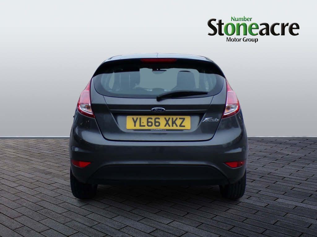 Ford Fiesta Image 4