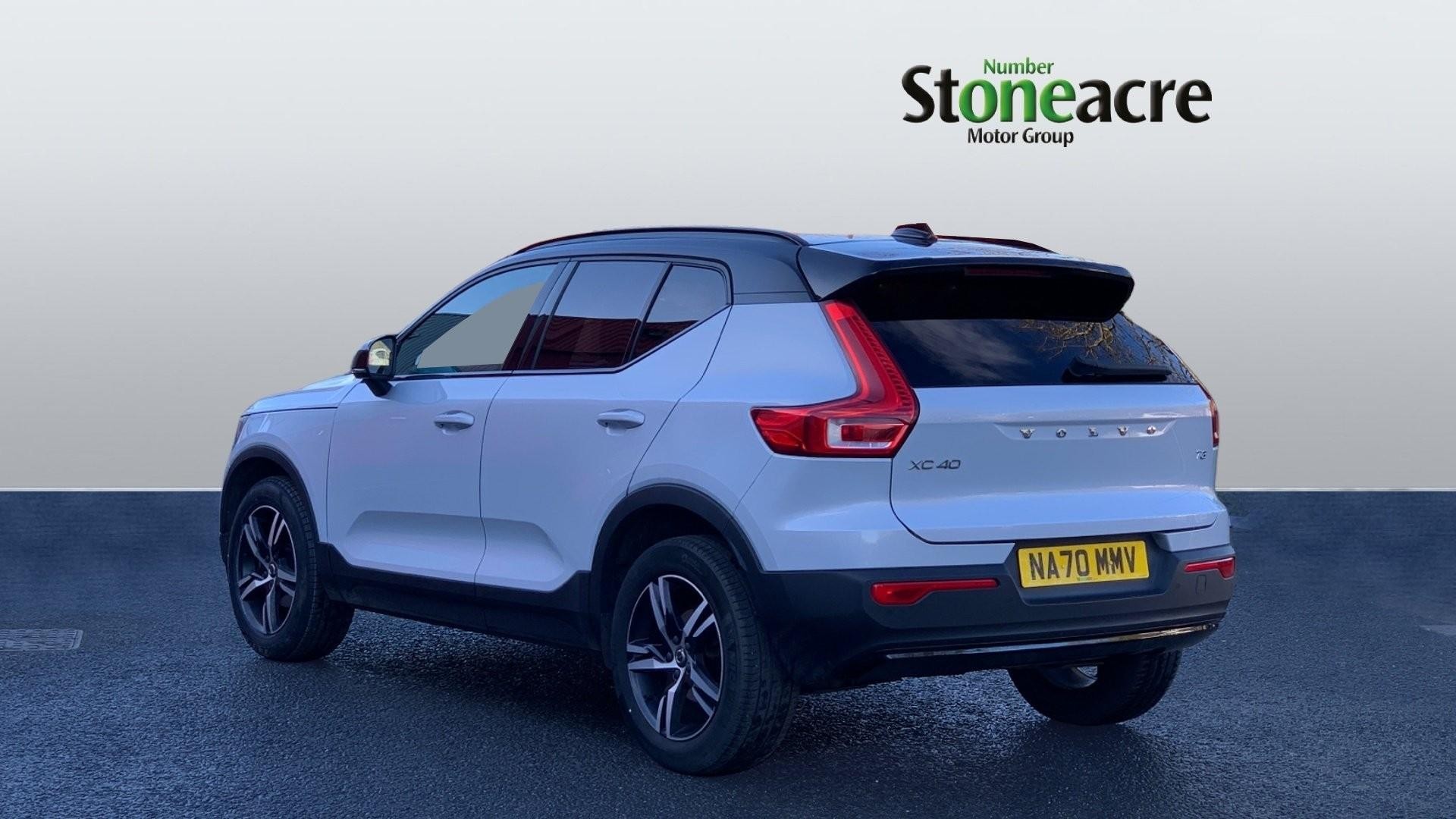 Volvo XC40 Image 2