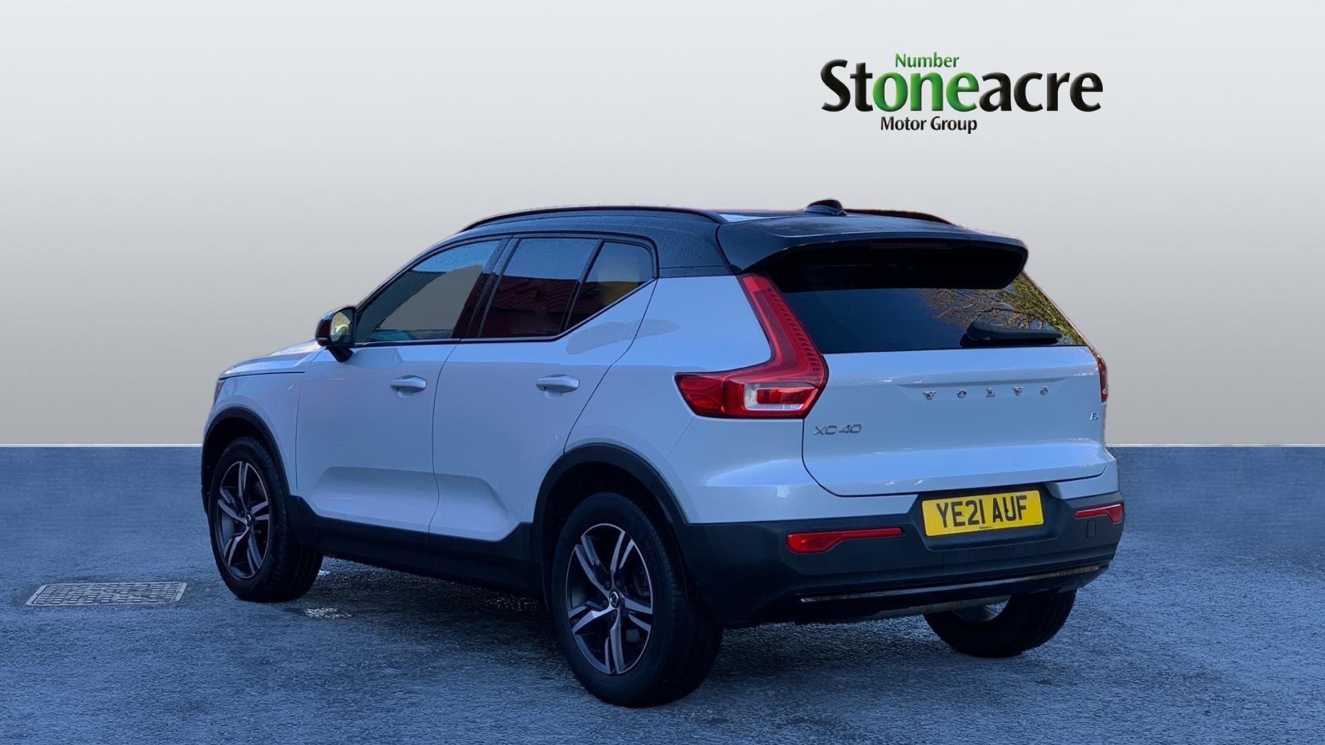 Volvo XC40 Image 2