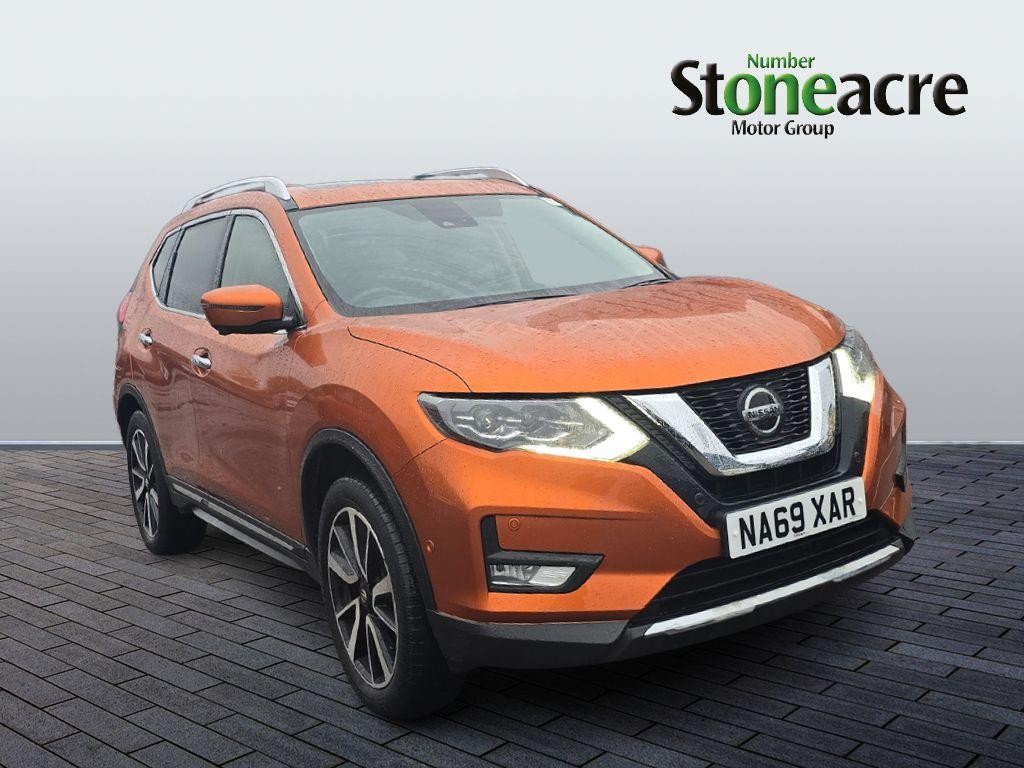 Nissan X-Trail Image 1