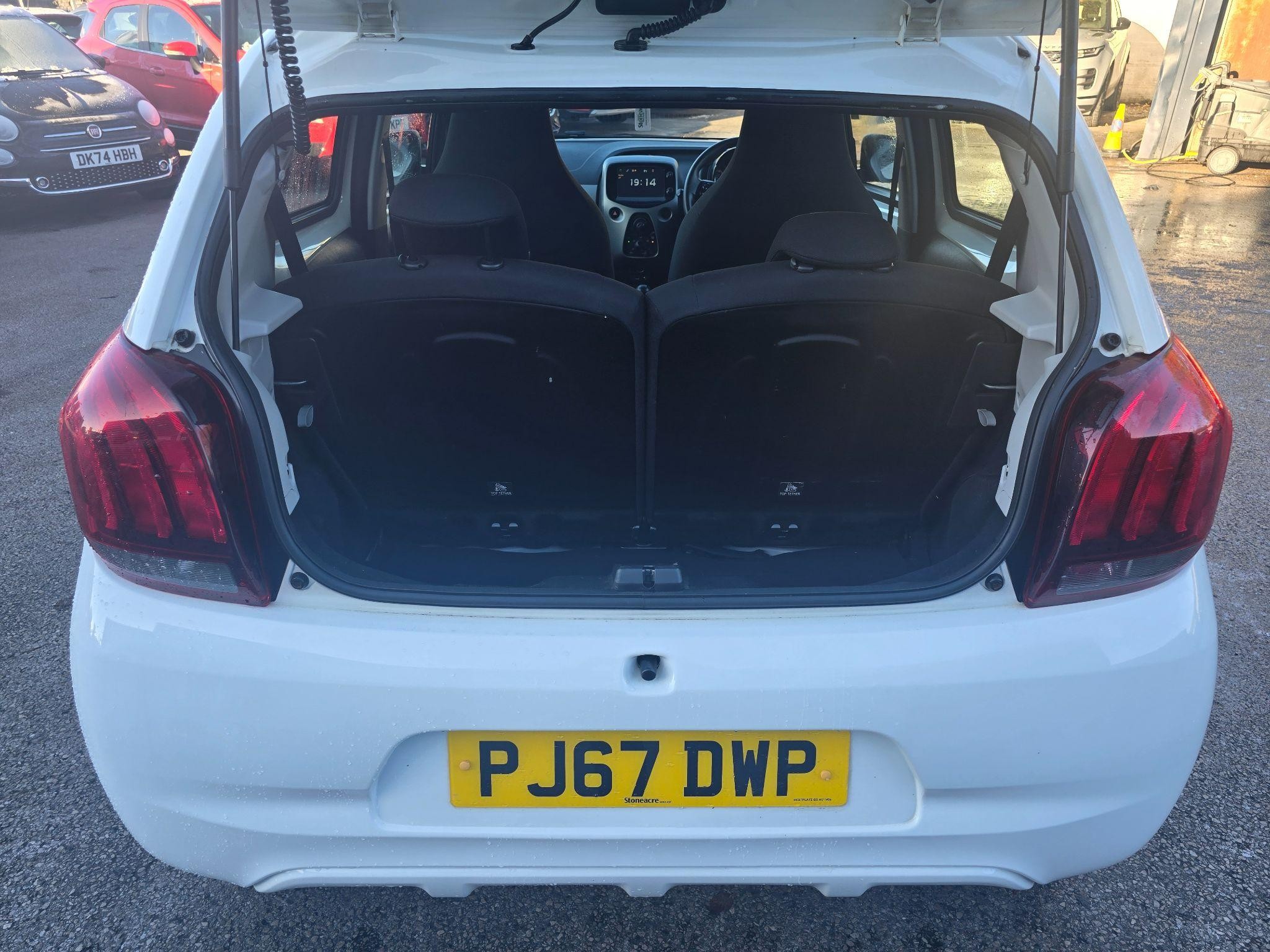 Peugeot 108 Image 10