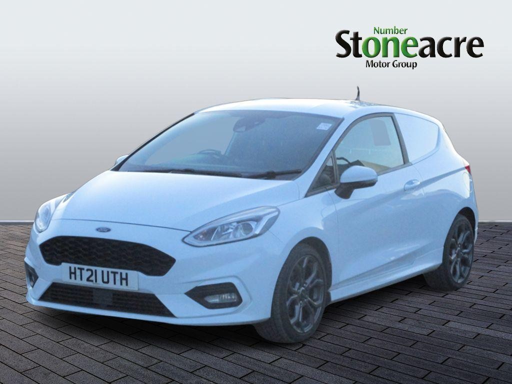 Ford Fiesta Van Image 7