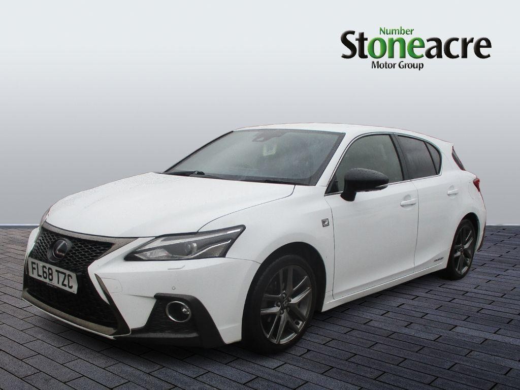 Lexus CT Image 7