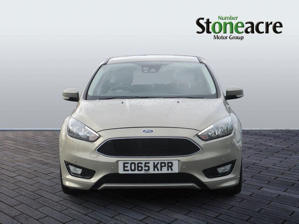 Ford Focus Image 8