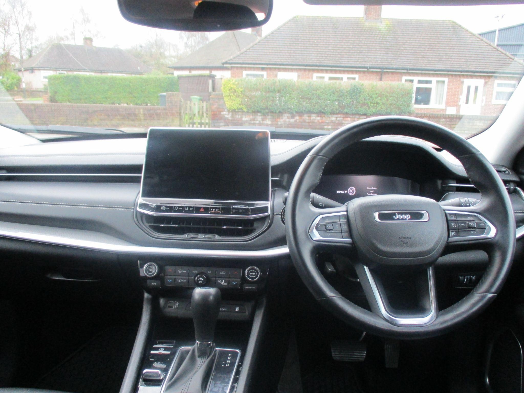 Jeep Compass Image 16