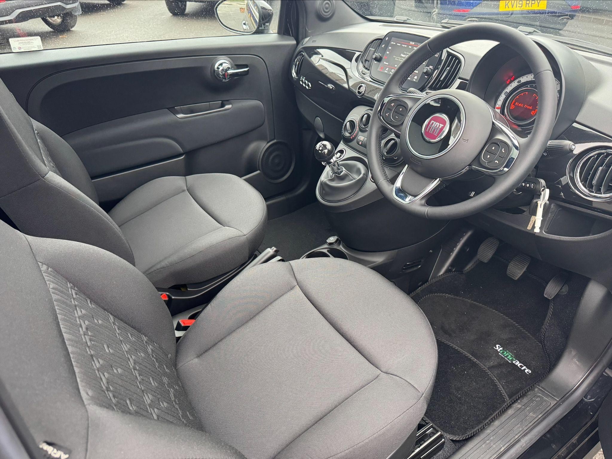 Fiat 500 Hybrid Image 10