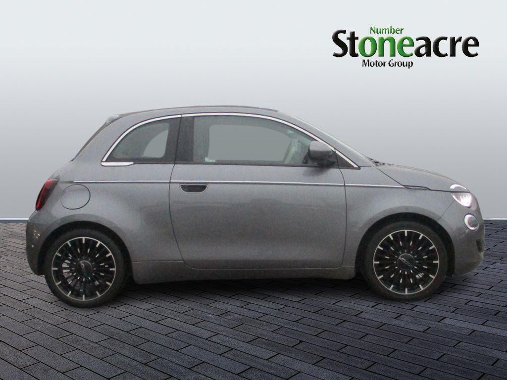 Fiat 500e C Image 2