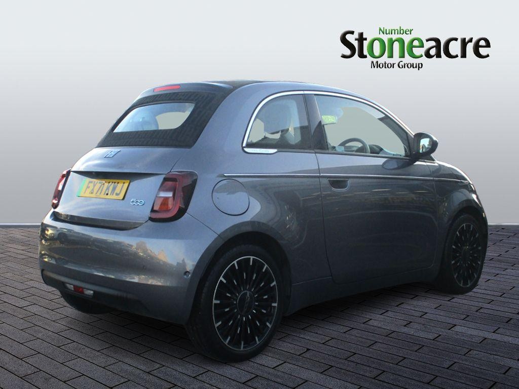 Fiat 500e C Image 3