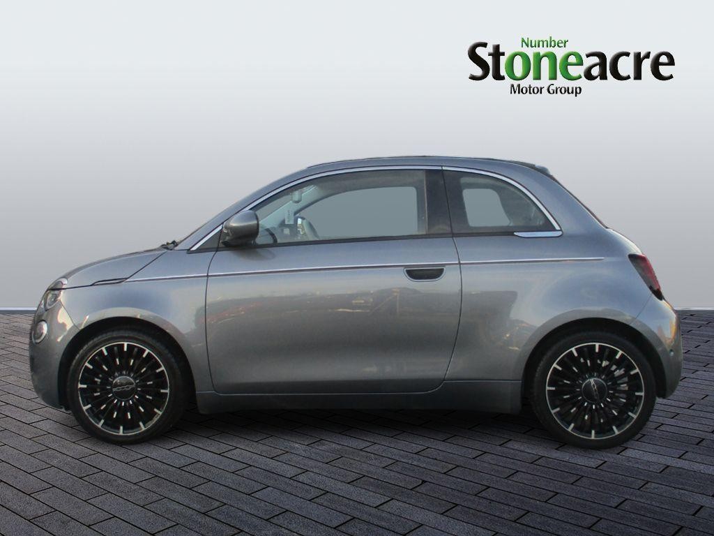 Fiat 500e C Image 6