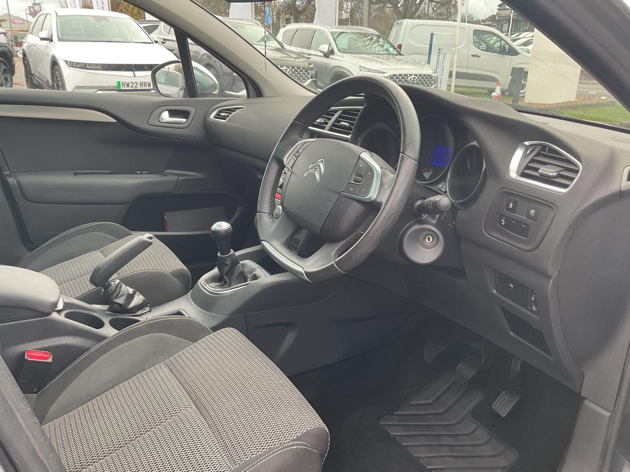 Citroen C4 Image 10