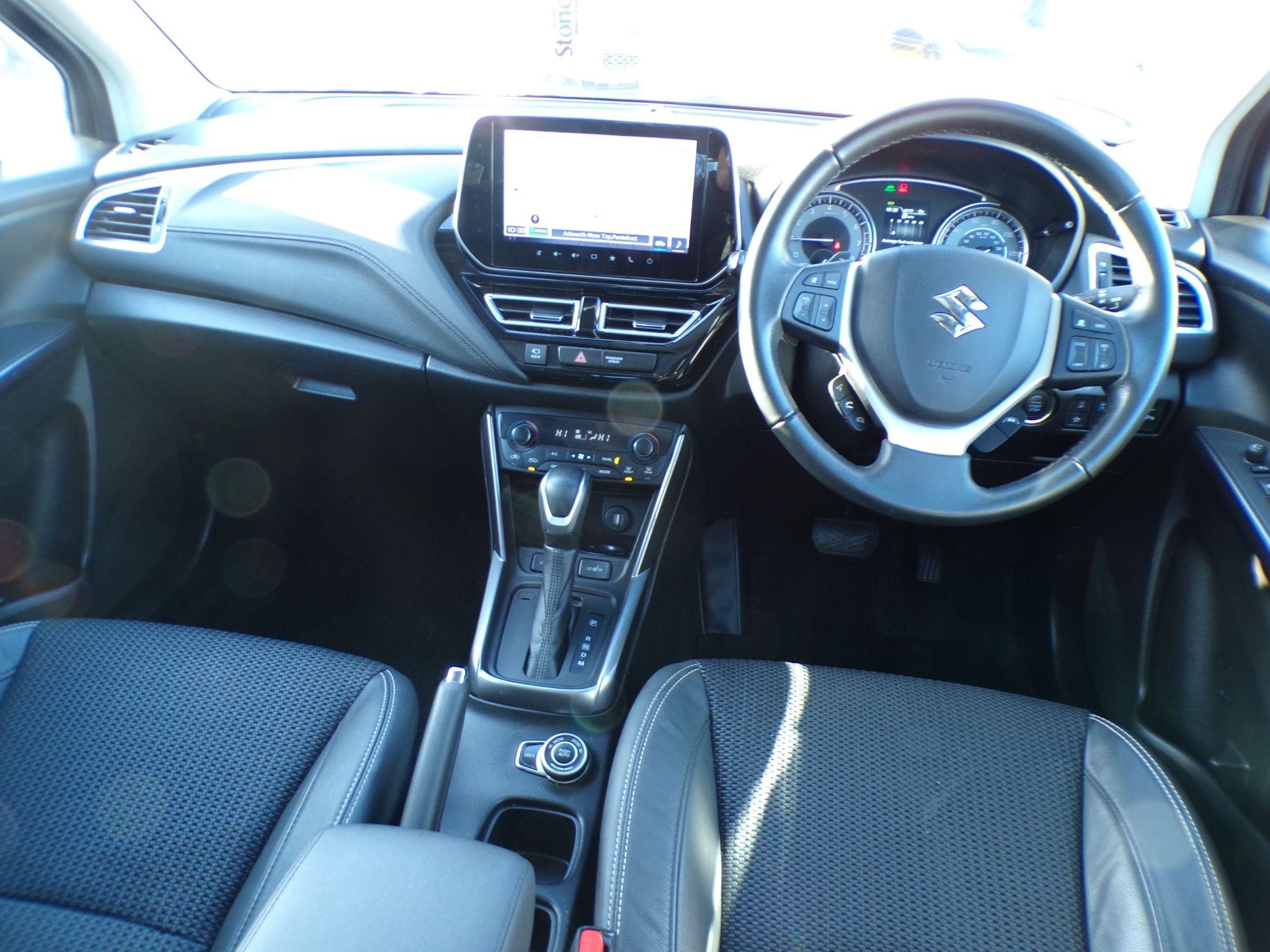 Suzuki SX4 S-Cross Image 10