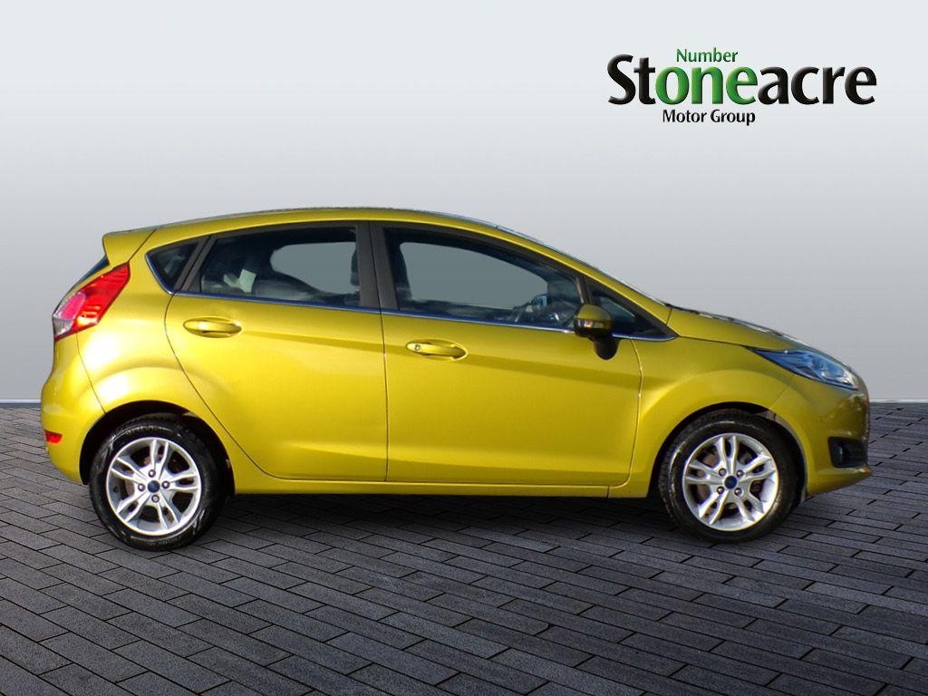 Ford Fiesta Image 6