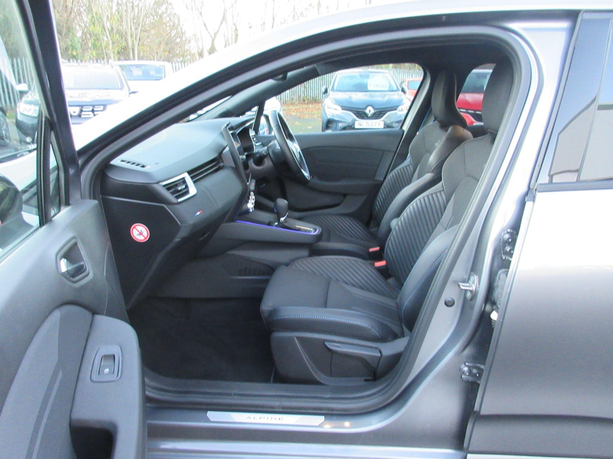 Renault Clio Image 12