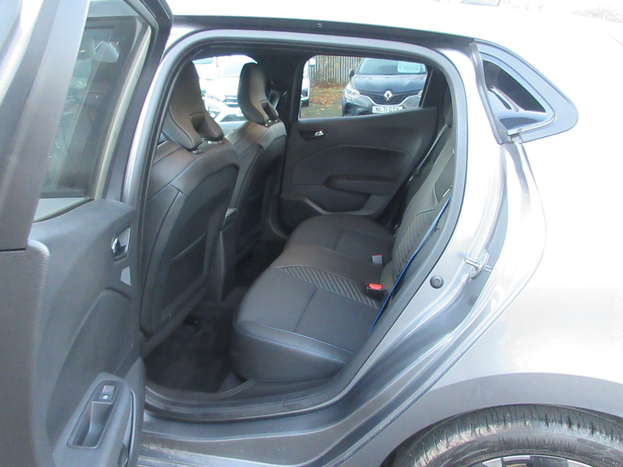 Renault Clio Image 13