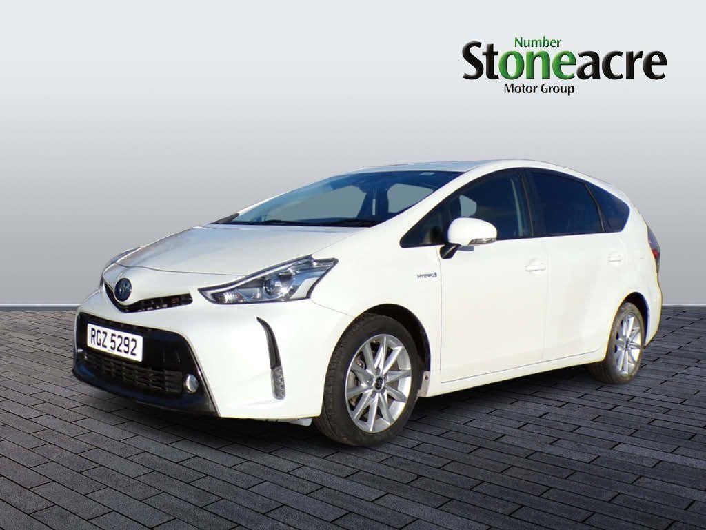 Toyota Prius+ Image 3