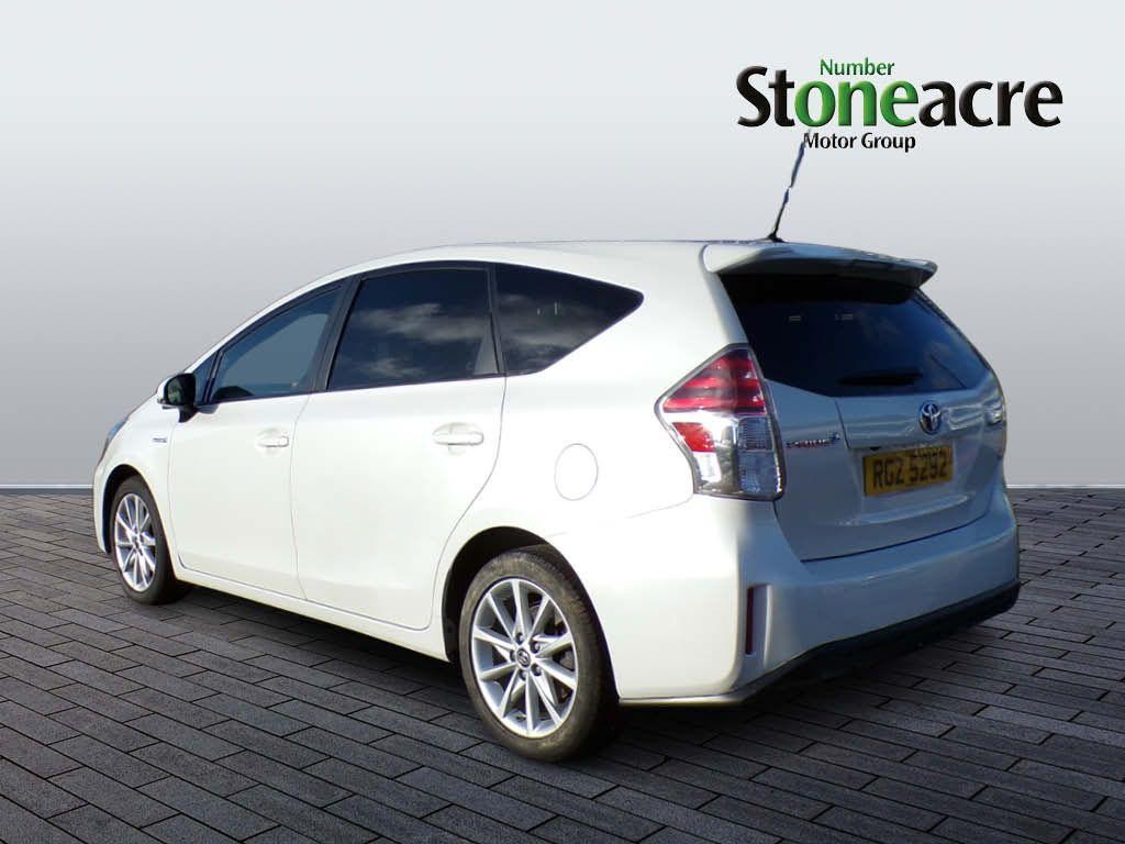 Toyota Prius+ Image 4