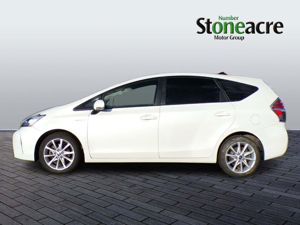 Toyota Prius+ Image 5