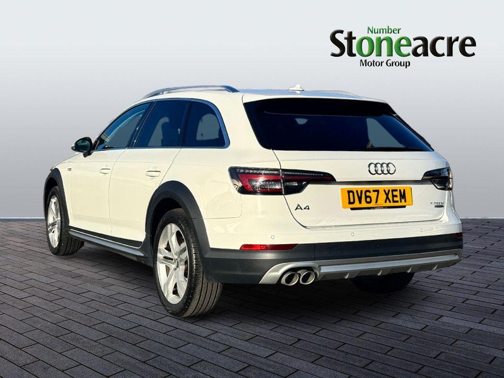 Audi A4 Allroad Image 5